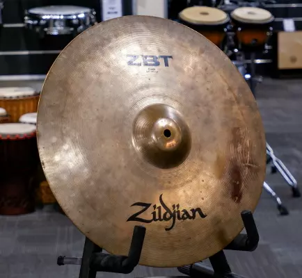Zildjian - ZBT16C - ZBT Series - 16 inch Crash